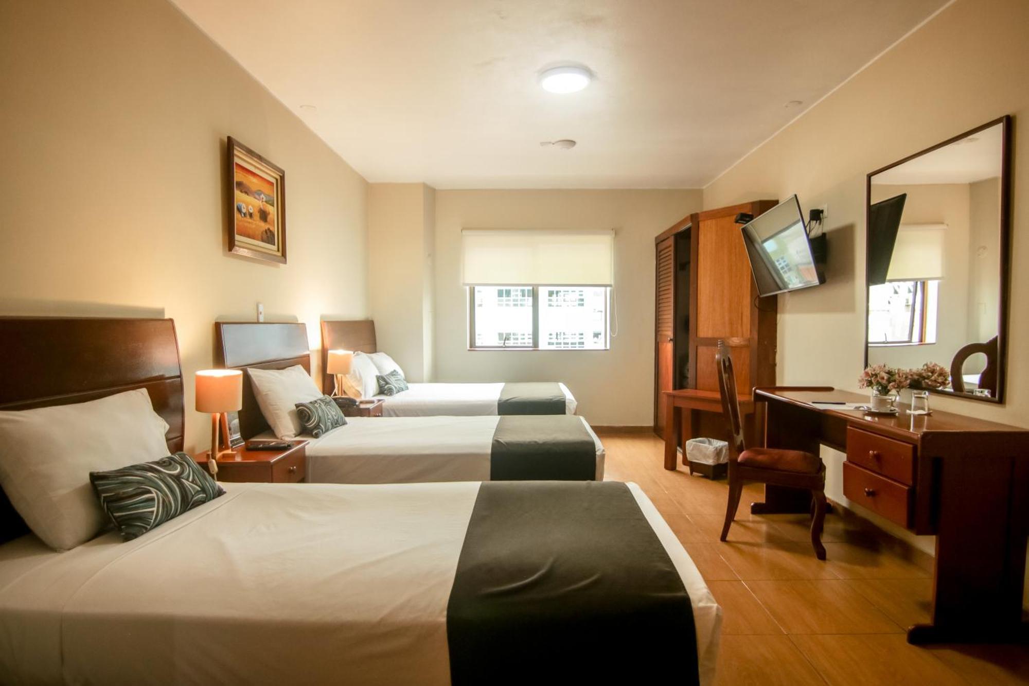 Epiqus Hotel Lima Exterior photo