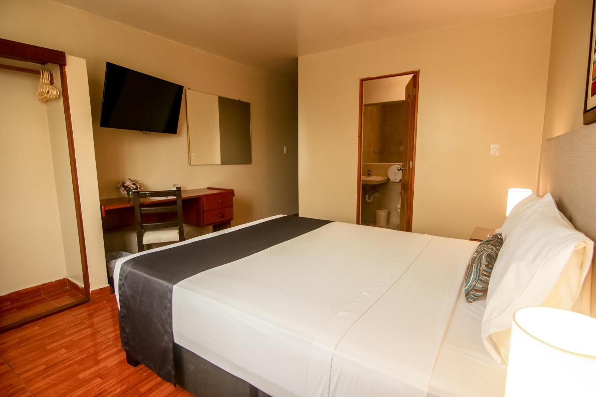 Epiqus Hotel Lima Exterior photo